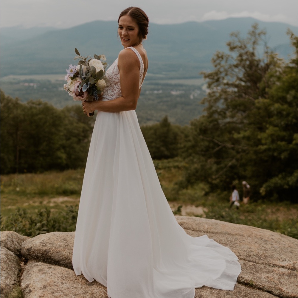 BHLDN Lace Top White Bridal Gown